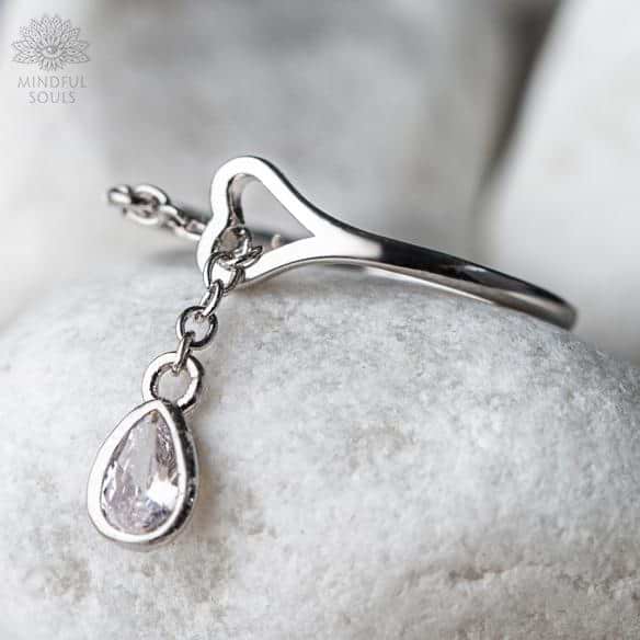 Tear Knot Ring