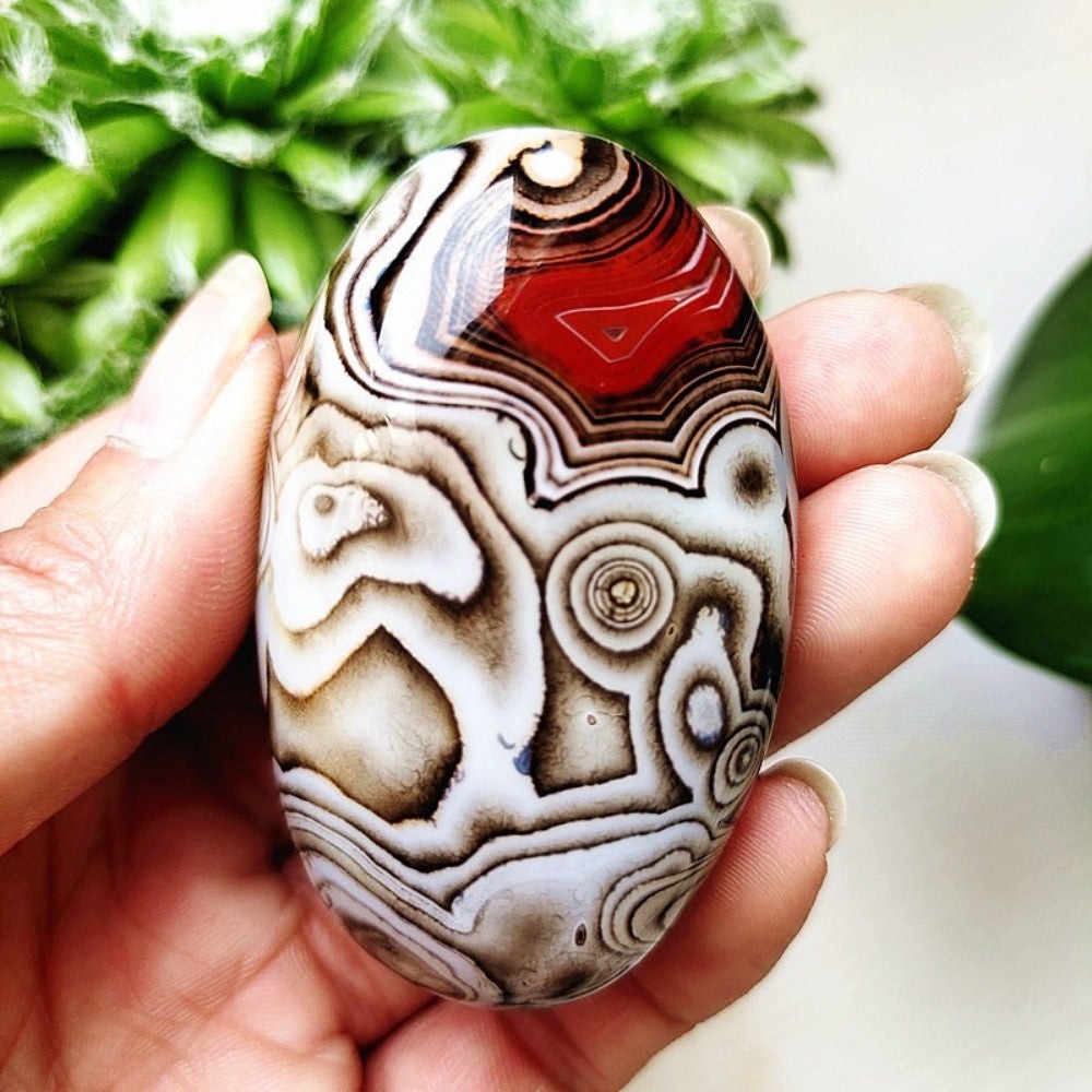 Silk Agate Sardonyx Stone
