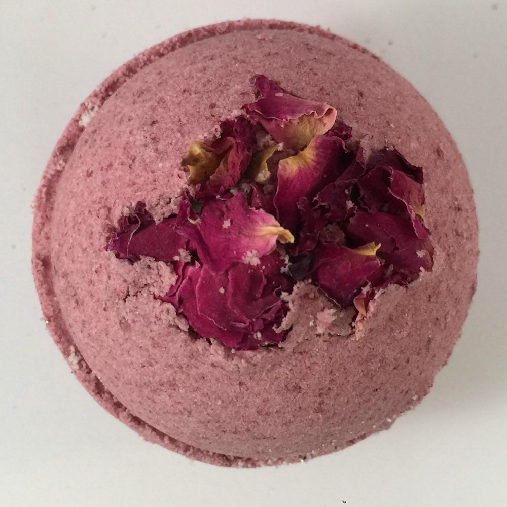 Bed Of Roses Bath Bomb