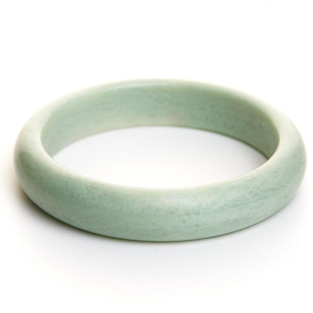 Natural Green Jade Bangle
