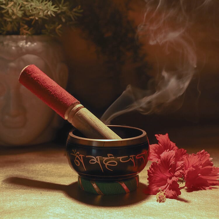 Handcrafted Tibetan Singing Bowl Set - Sound Healing for All Your Rituals