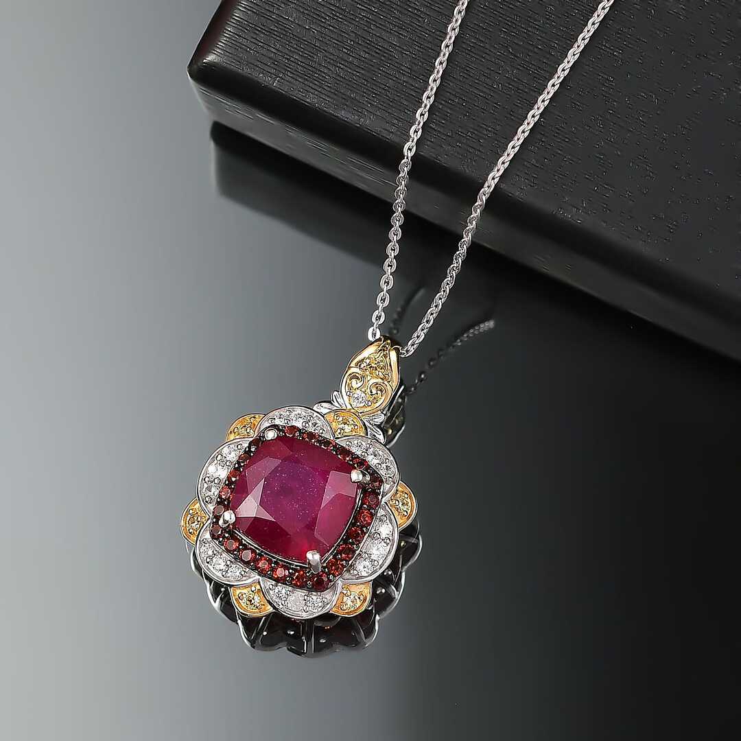 Regal Bloom Pendant Necklace