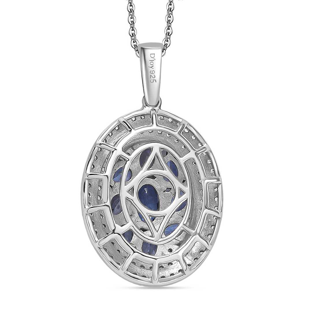 Crown Cluster Pendant Necklace