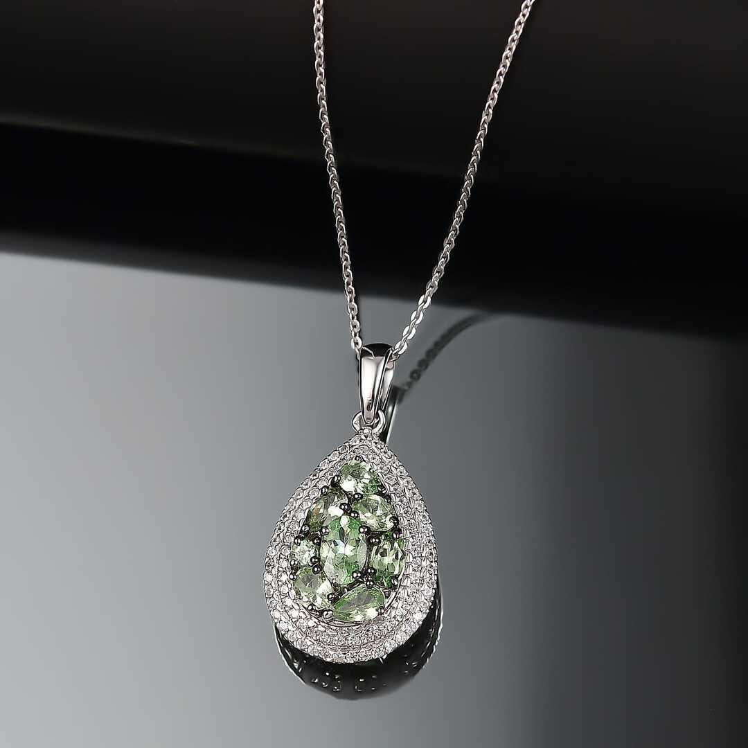 Crown Cluster Pendant Necklace