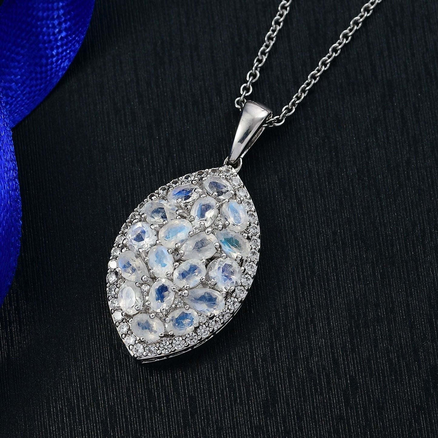 Moonstone & Zircon Necklace – Your Calm in a Busy World