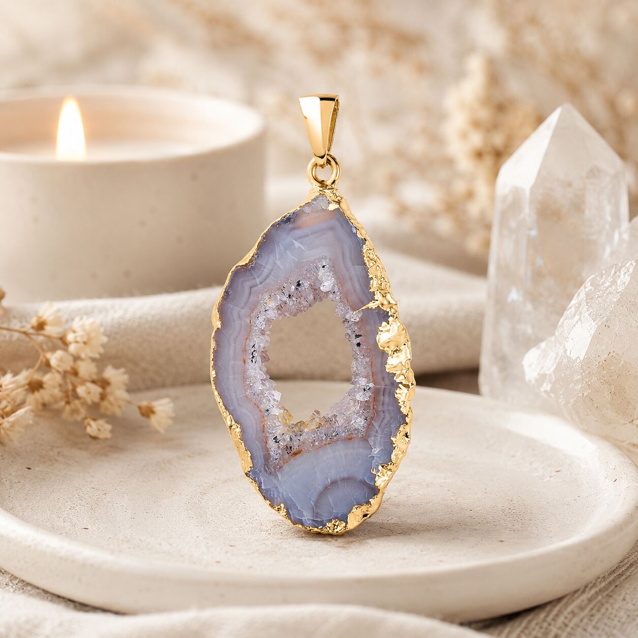 Geode Slice Pendant – Nature's Hidden Sparkle