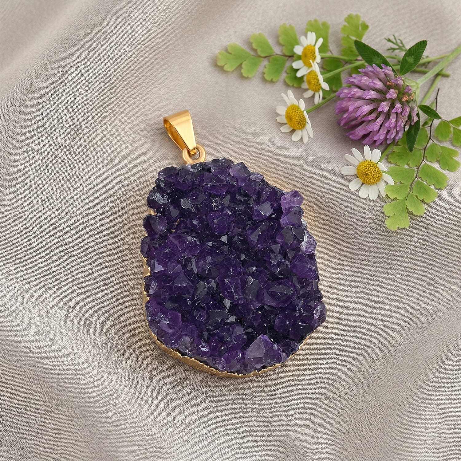 Raw Amethyst Druzy Pendant – Natural Sparkle