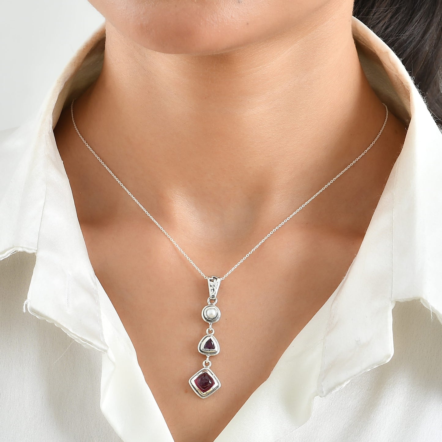 Ruby Pearl Pendant – Vintage Red Gemstone Crystal Jewelry