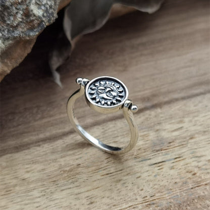 Rotating Sun and Moon Ring