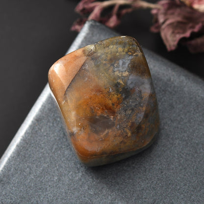 Moss Agate Crystal – Cultivate Your Abundance & Growth