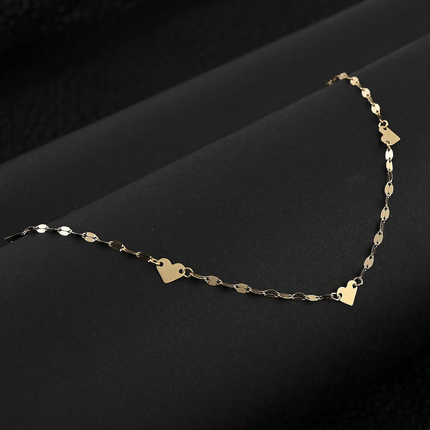 10K Yellow Gold Heart Station Mirror Necklace – A Reflection of Love and Grace