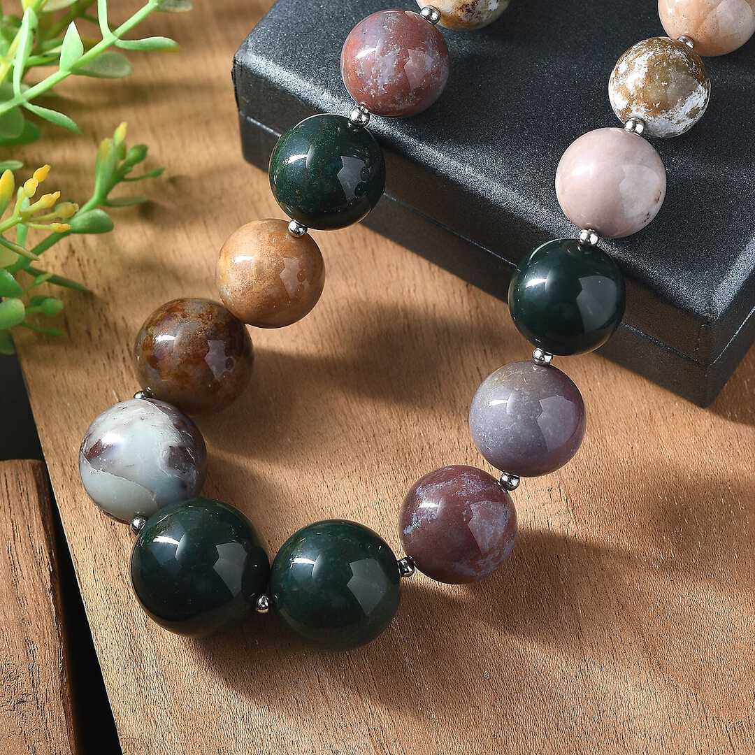 Multi-Agate Manifestation Necklace – A Tool for Focused Visualization