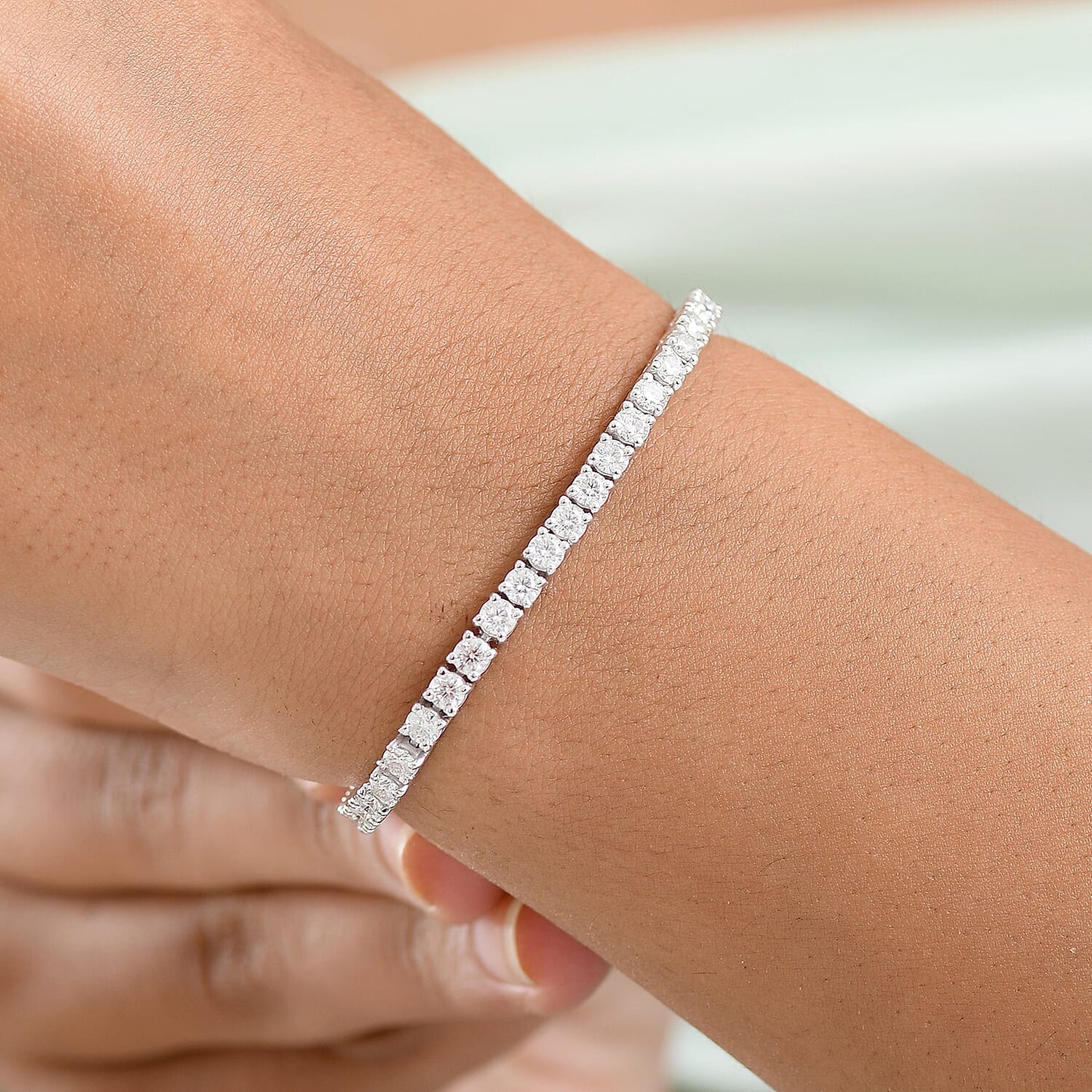 Moissanite Tennis Bracelet — Dazzling Sparkle & Timeless Luxury