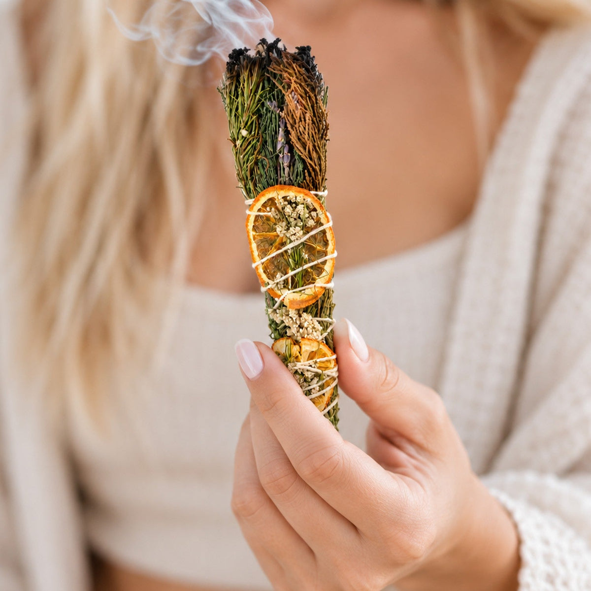 Botanical Smudge Stick – Sage Herb Bundle for Space Cleansing