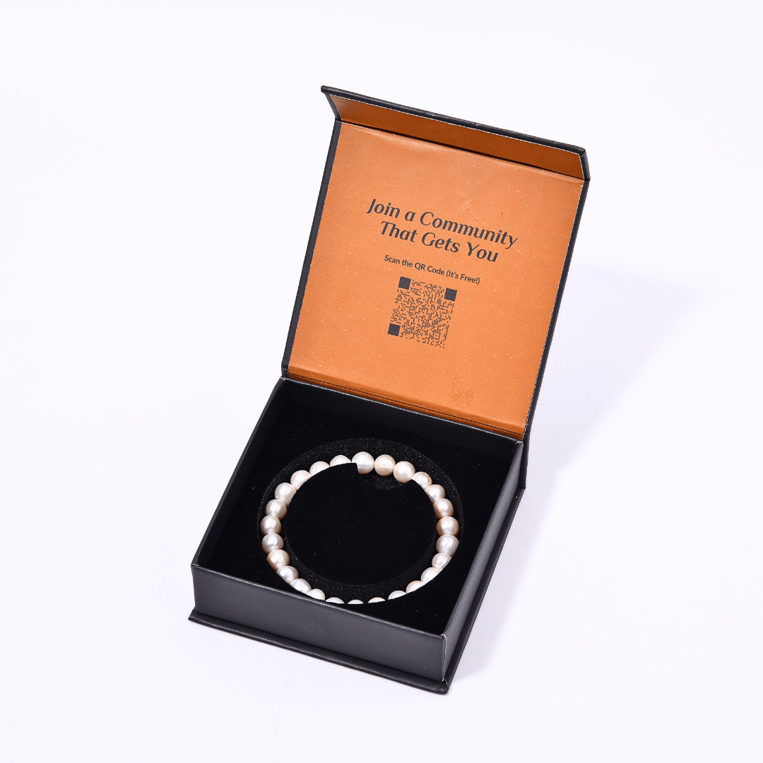 Pearl Bracelet – A Symbol of Strength, Elegance & Timeless Beauty