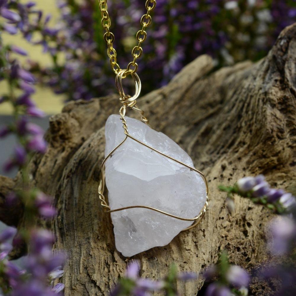 Rose Quartz Golden Wire Necklace